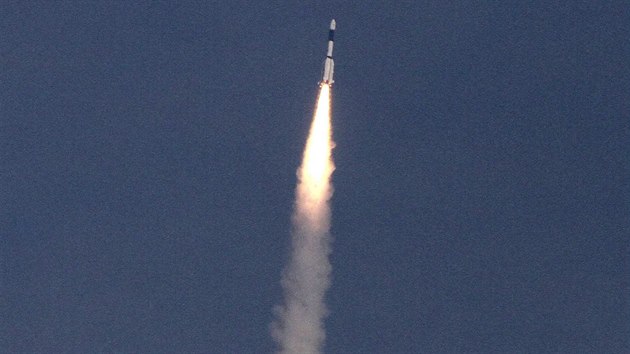 Indick raketa GSLV-D5 vynesla na obnou drhu kolem Zem dvoutunov komunikan satelit.