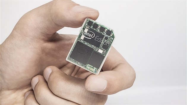 Intel Edison je postaven na technologii Intel Quark. Pota m zabudovan bezdrtov st Bluetooth a wi-fi a ml by podporovat rzn operan systmy jako Linux a Android. K dispozici bude v lt tohoto roku.