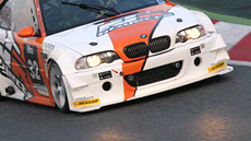Závodní BMW M3 GTR má výkon přes 400 koní. za 24hodinový závod spálí 2500 litrů Závodní BMW M3 GTR má výkon přes 400 koní. za 24hodinový závod spálí 2500 litrů
