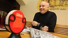 Alois Sassmann má více předků v Čechách než na jižní Moravě. I proto si občas... Alois Sassmann má více předků v Čechách než na jižní Moravě. I proto si občas...