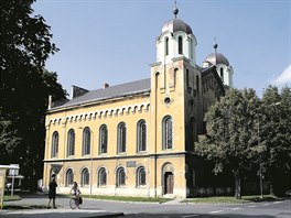 Tak synagoga v Krnov vypadala jet ped nkolika roky.