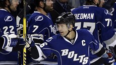 Martin St. Louis z Tampy dal čtyři góly. Proti San Jose to stejně nestačilo. Martin St. Louis z Tampy dal čtyři góly. Proti San Jose to stejně nestačilo.