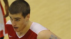 V Dín hráli basketbalisté Jindichova Hradce (v erveném) první zápas od