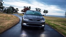 Chrysler 200