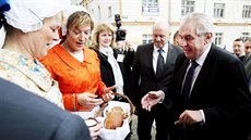 Prezident Miloš Zeman ve Žluticích besedoval s občany a zastupiteli města.... Prezident Miloš Zeman ve Žluticích besedoval s občany a zastupiteli města....