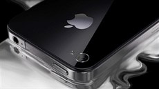 Apple hodlá Liquidmetal použít hned na několik částí příštího iPhonu Apple hodlá Liquidmetal použít hned na několik částí příštího iPhonu