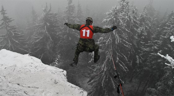 Extrémní armádní závod Winter Survival