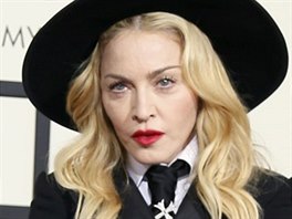 Madonna pichází na pedávání Grammy