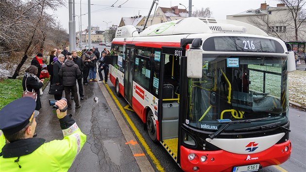 Prask dopravn podnik vyzkou v ulicch hlavnho msta nov elektrobus Siemens-Rampini