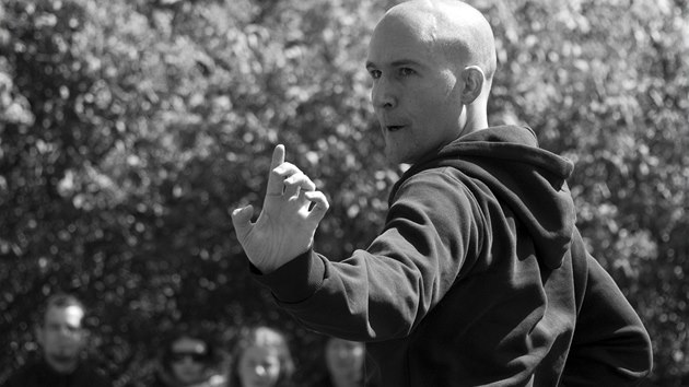 Kvli poctivmu autentickmu kung fu odeel Pavel Macek nejprve do nskho msta v San Francisku, dnes jezd do Hongkongu a pevninsk ny.