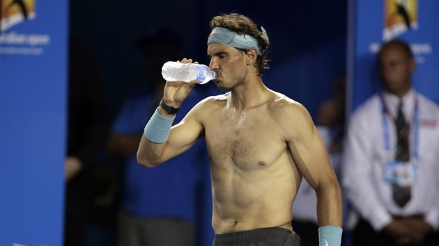 POLONAH BHEM BITVY. Rafael Nadal ve finle Australian Open. 