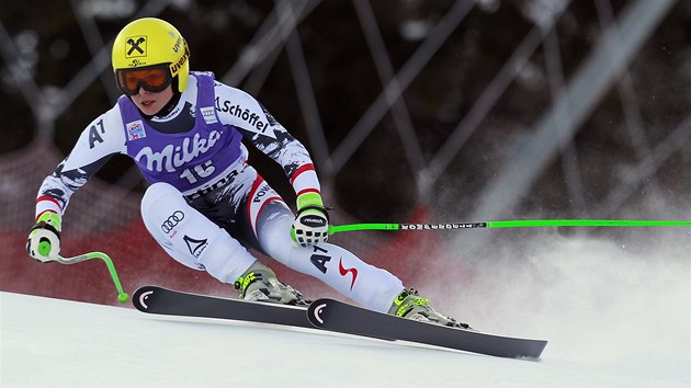 Anna Fenninger v superobm slalomu v Cortin d'Ampezzo. 