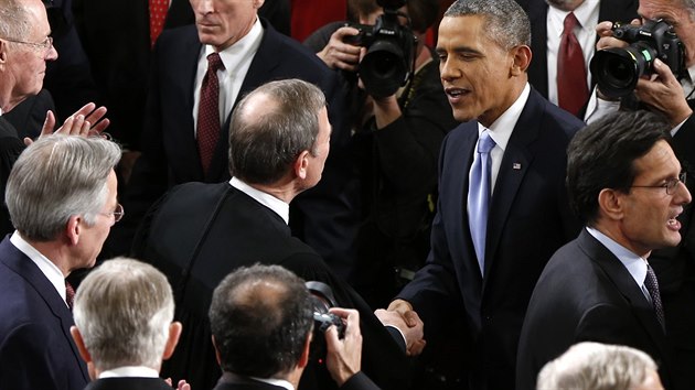 Po projevu Obamovi gratuloval i pedseda Nejvyho soudu John Roberts (29. ledna 2014).