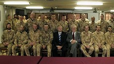 Prezident Milo Zeman 24. a 25. ledna navtívil Afghánistán, kde se setkal s...