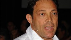 V současnosti se Jordan Belfort živí jako motivační řečník. V současnosti se Jordan Belfort živí jako motivační řečník.