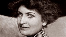 Alma Mahlerová nepatřila ani ve své době mezi typické krasavice. Nepostrádala... Alma Mahlerová nepatřila ani ve své době mezi typické krasavice. Nepostrádala...