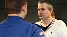 Radek Březina u olomouckého soudu. Radek Březina u olomouckého soudu.