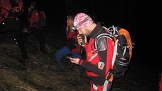 Kvůli chybějícímu sněhu vyzkoušeli horští záchranáři lavinové sondy jen... Kvůli chybějícímu sněhu vyzkoušeli horští záchranáři lavinové sondy jen...