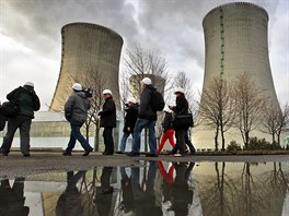 Jedna z tiskových konferencí v Jaderné elektrárn Dukovany byla spojena i s...