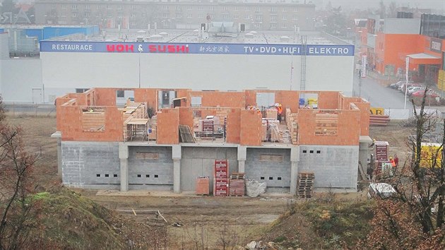 Vstavba novch byt v Plzni na Borech mezi Sukovou a Kaplovou ulic.