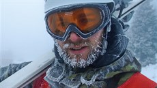 Závrený skicross extrémního armádního závodu Winter Survival v Jeseníkách