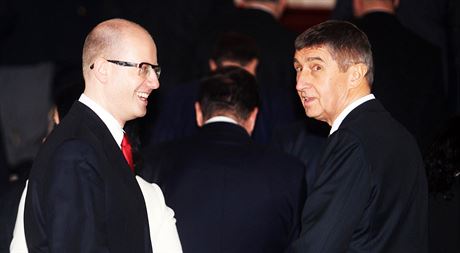 Bohuslav Sobotka a Andrej Babi pi jmenování nového kabinetu na Praském...