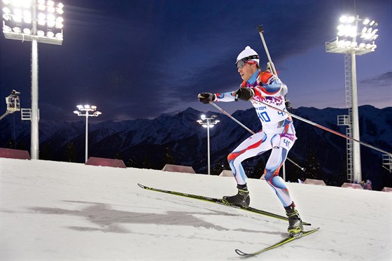 eský biatlonista Jaroslav Soukup pi úspném závodu na 10 kilometr. (8....