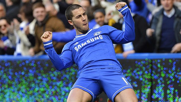 STELEC CHELSEA. Eden Hazard se raduje ze svho druhho glu proti Newcastlu.