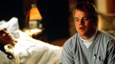 Philip Seymour Hoffman ve filmu Magnolia v roce 1999