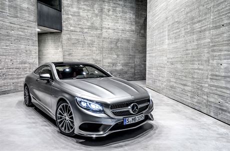 Mercedes-Benz S-Class Coup