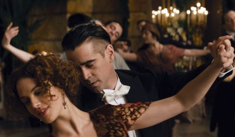 Ve filmu Zimní píbh se zlodjíek (Colin Farrell) se zamiluje do krásky z...