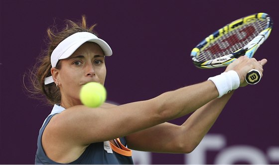 Petra Cetkovská ve tvrtfinále turnaje v Dauhá.