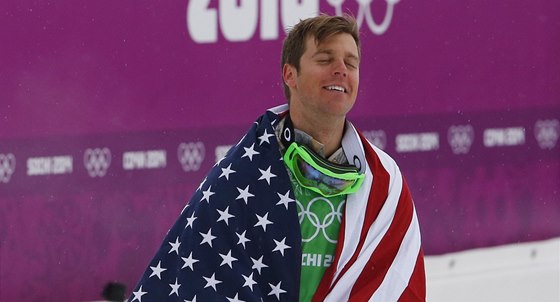 SPLNNÝ SEN. Alex Deibold si uívá zisk olympijského bronzu ve snowboardcrossu.