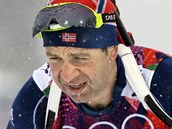 Norsk biatlonista Ole Einar Bjrndalen v olympijskm zvodu na 15 kilometr s...