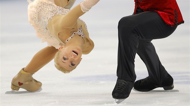 Nmeck pr Aliona Savchenkov a Robin Szolkowy pi krasobruslask souti sportovnch dvojic. (12. nora 2014)