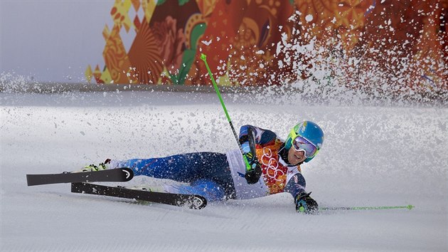 ZLATO. V olympijskm obm slalomu zvtzil amerian Ted Ligety. (19. nora 2014)