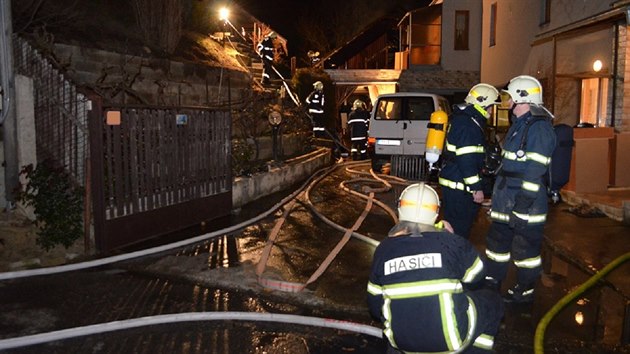 Ohe zpsobil v berounsk truhlrn kodu ti miliony korun.