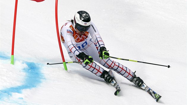 TSN KOLEM BRANKY. Ondej Bank v obm slalomu na olympijskch hrch v Soi. 