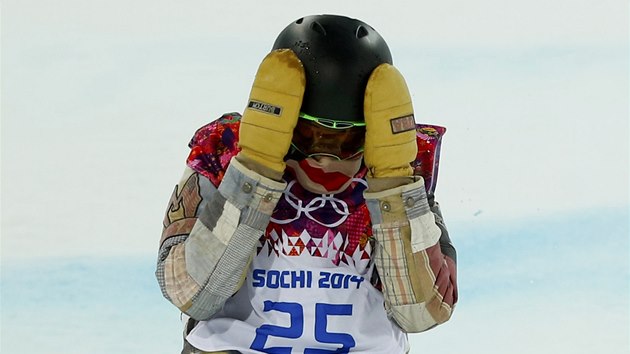 ACH NE. Americk snowboardista po prvn jzd, kter mu nevyla.