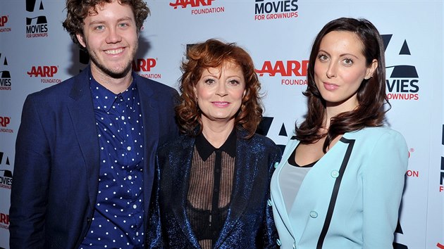 Susan Sarandonov, jej syn Jack Henry Robbins a dcera Eva Amurriov Martinov (10. nora 2014)