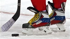 Brusle Alexandra Ovekina pi tréninku ruské hokejové reprezentace v Boloj Ice...