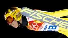 Japonský skokan Noriaki Kasai v olympijskému závodu na velkém mstku. (15....