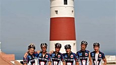Cykloexpedice Gibraltar, ervenec 2012, Jií Hoejí je druhý zleva.