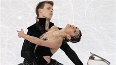 Ruský tanení pár Jelena Ilinychová a Nikita Kacalapov ve volném tanci na...