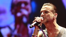 Depeche Mode nadchli 10.2. 2014 publikum ve vyprodané O2 aréně. Depeche Mode nadchli 10.2. 2014 publikum ve vyprodané O2 aréně.