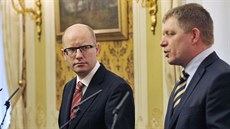 Premiéři ČR a Slovenska Bohuslav Sobotka a Robert Fico vystoupili 13. února na... Premiéři ČR a Slovenska Bohuslav Sobotka a Robert Fico vystoupili 13. února na...