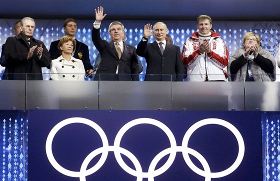 Pedseda Mezinárodního olympijského výboru Thomas Bach a ruský prezident...