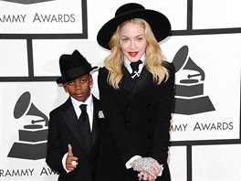 Pánskému stylu se nebrání ani zpvaka Madonna. Dkazem je i její model z...