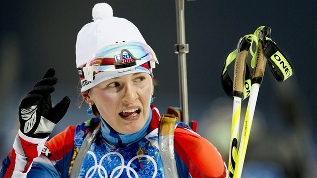 esk biatlonistka Veronika Vtkov v cli tafetovho zvodu na 4x6 kilometr. (21. nora 2014)