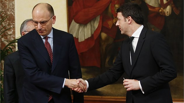 Nov pedseda italsk vldy Matteo Renzi se ujm premirskho adu. (22. nora 2014)